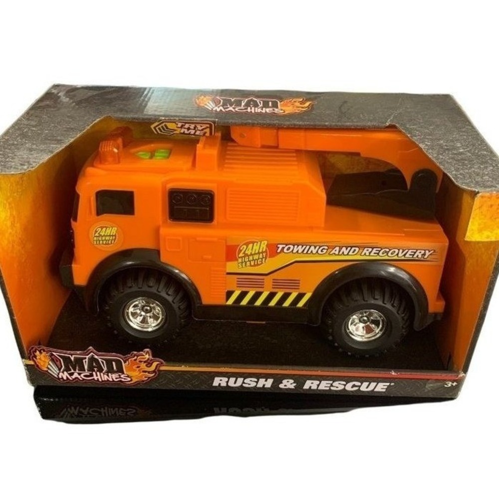 Mad Machines Rush & Rescue Orange Towing and Recovery Truck Toy State 75120